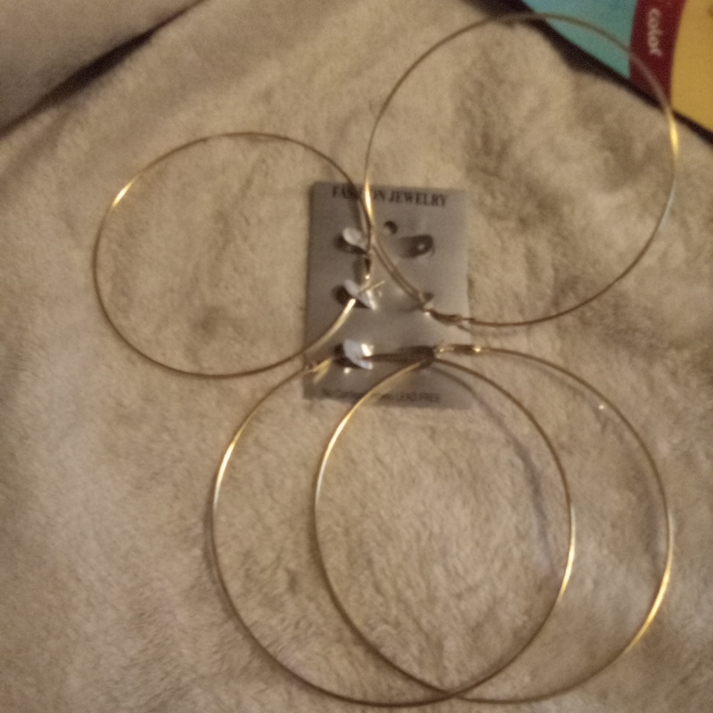 Hoop earring